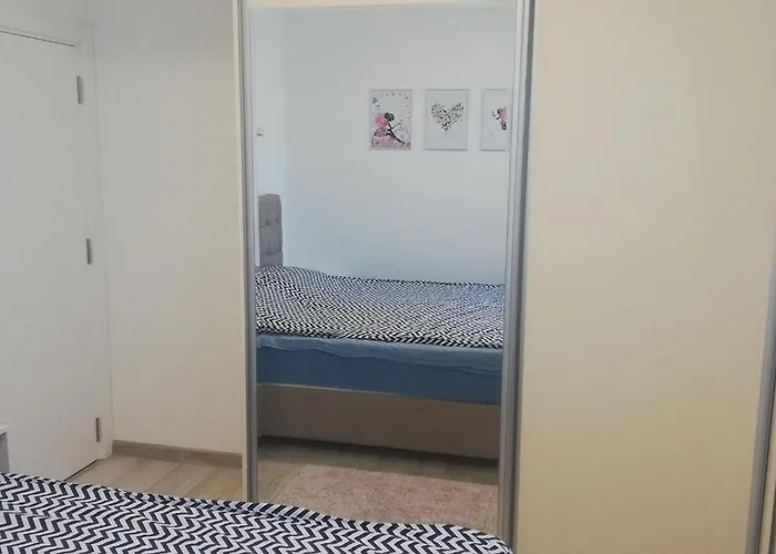 Hris I Wifi-netflix Villa